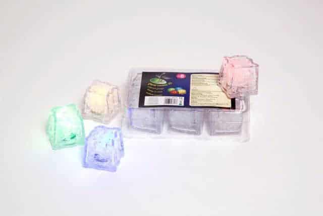 Boite de 6 glacons lumineux