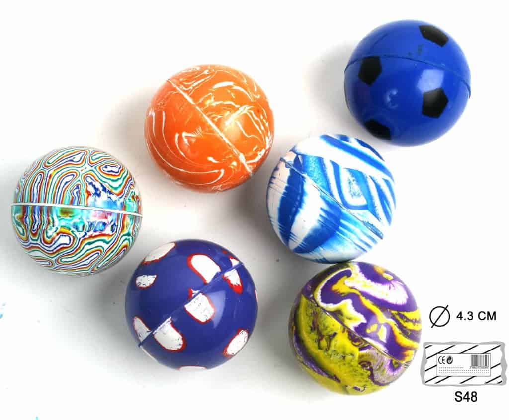 Balles rebondissantes assorties