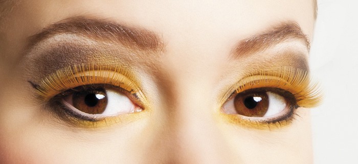 Faux cils courts oranges