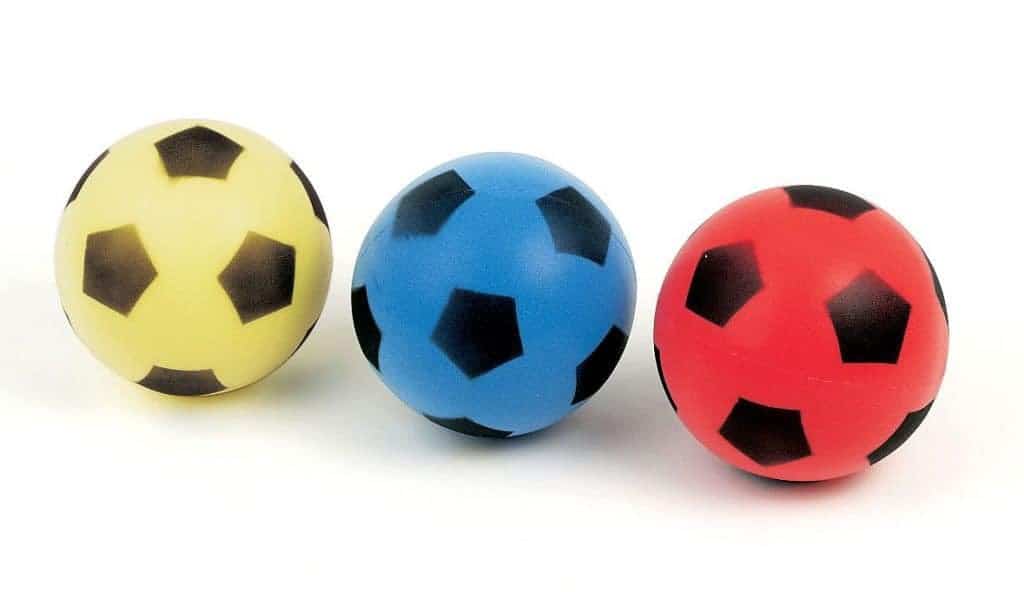 Ballon de foot en mousse