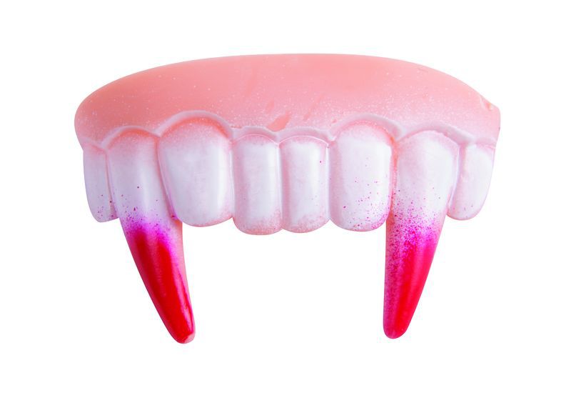 DENTIER DE VAMPIRE (Dentier sanglant)