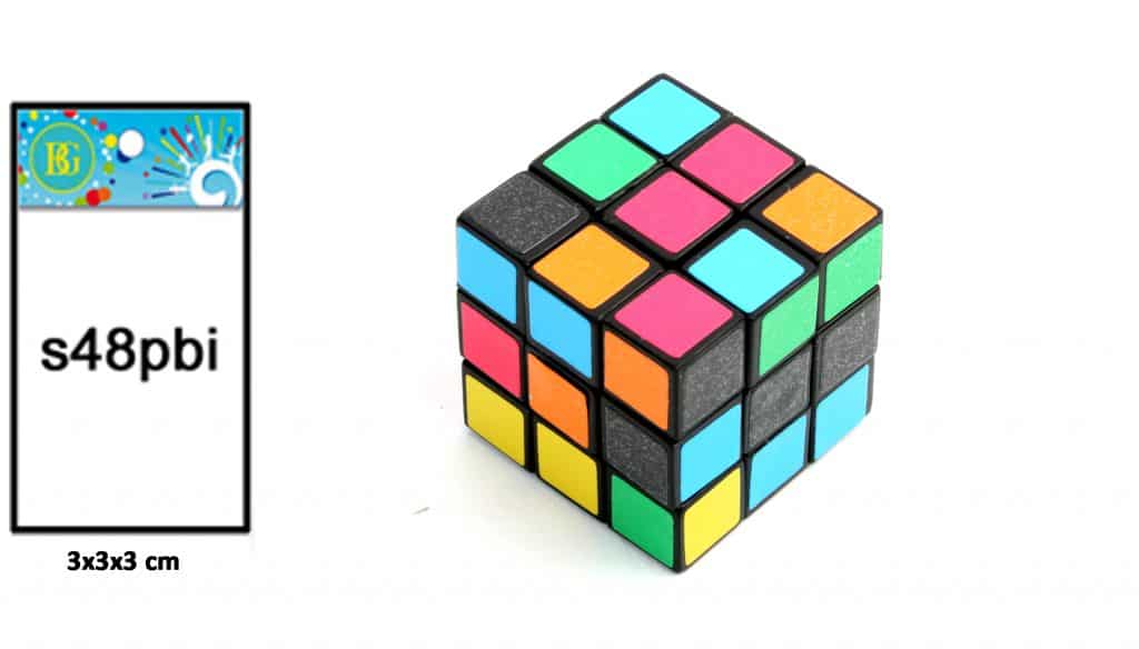 PETIT CUBE MAGIQUE (Dimension 3 x 3 x 3 cm)