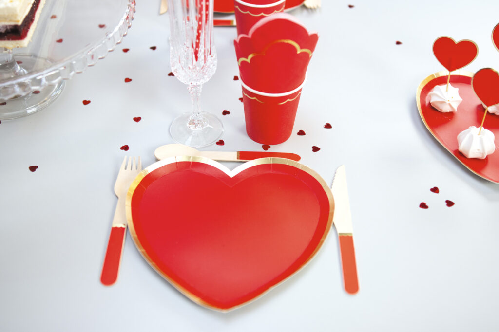 ASSIETTES COEUR ROUGE (Pack 8 assiettes 19 cm)