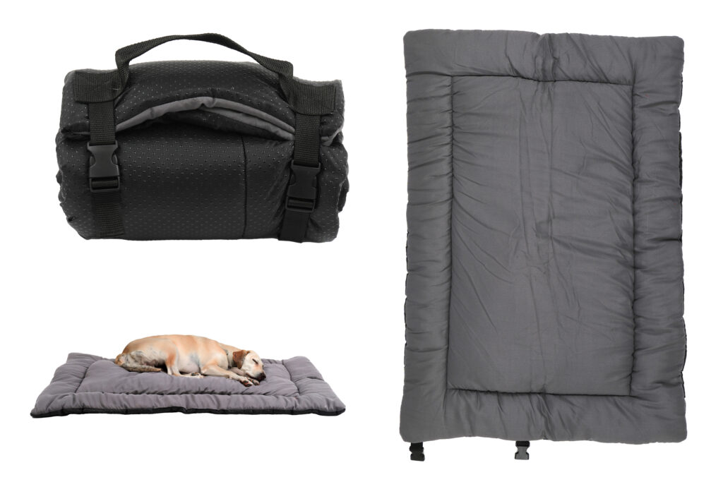 TAPIS DE VOYAGE CHIEN (Dimension 90 x 60 cm)