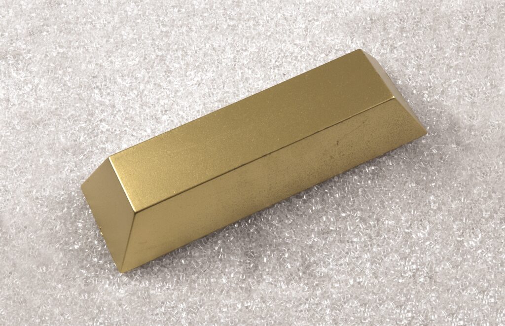 LINGOT D'OR DÉCORATION (Lingot en plastique) Dimension 24 x 5 x 7 cm