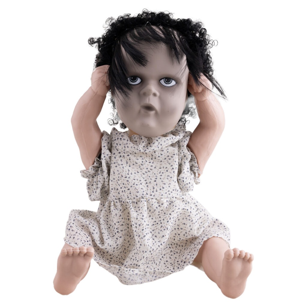 POUPEE DEMONIAQUE ANIMEE 40cm (démo VIDéO)